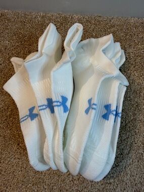 Under Armour White Low-Cut Athletic Socks with Blue Logo 3 Pack Medium